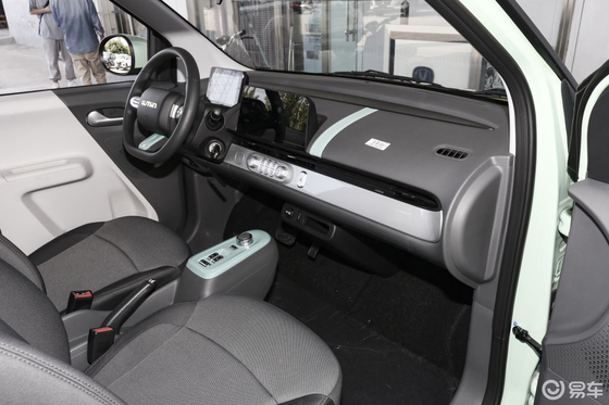 CHANGAN Lumin2022 301Km Batería dulce larga Vida Blanco/azul 4 asientos Vehículo automotriz
