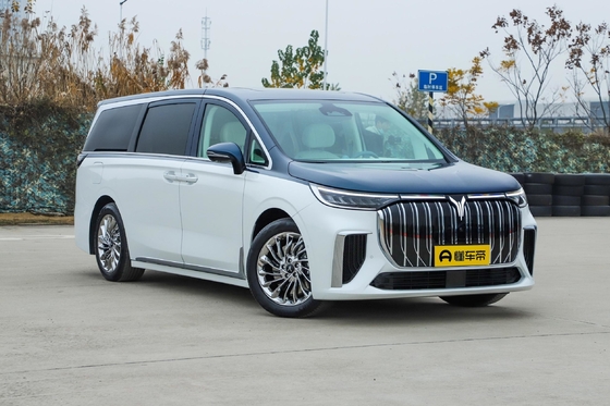 2023 Lantu Voyah Dreamer Dream Plus 7 asientos Mpv Coche eléctrico Dimensión 5315*1985*1820