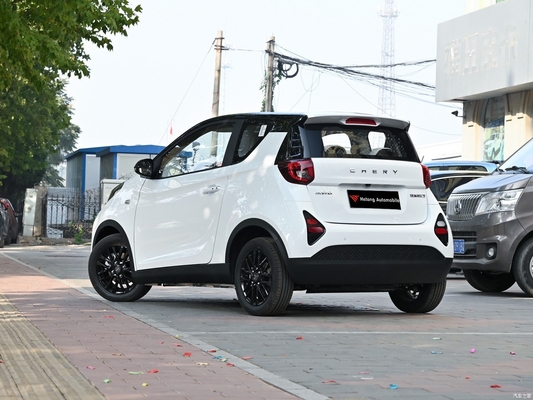 Coche eléctrico zurdo Qirui Little Ant con un alcance de crucero eléctrico puro de 251-408 km