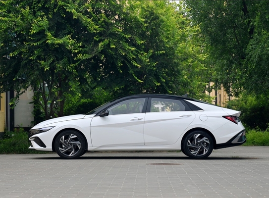 2022 Hyundai Elantra SUV Coche Airbags 4 Diseño de gasolina Beijing-hyundai Auto