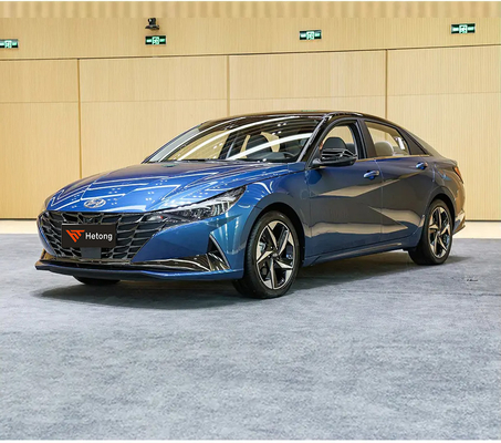 Hyundai Elantra 5 asientos sedán de lujo de gasolina para alta velocidad y rendimiento potente