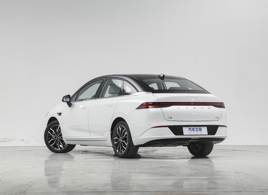 Auto Xpeng P5 2021 460g Vehículo energético con alta velocidad y tecnología eléctrica pura