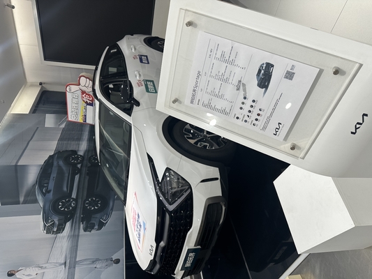 2022 Kia Lion Platinum Endurance 210 SUV híbrido con bajo consumo de combustible y luz diurna LED