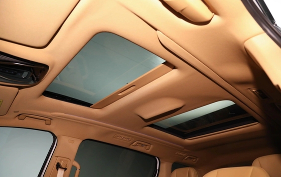 Chery Tiggo 8 Pro coche eléctrico con color interior oscuro y delantero 4 trasero 2 radar
