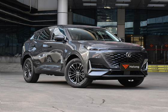 2023 Changan Uni-K SUV de 5 puertas y 5 asientos 2.0T 233 caballos de fuerza Ajuste manual del asiento del copiloto