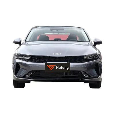 Kia K5 Limousine 4 puertas 5 asientos Dirección izquierda Coches de gasolina 176kw Velocidad máxima 220 potencia