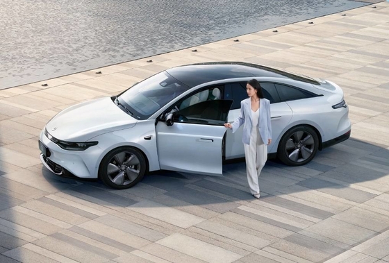 Auto 100% eléctrico 2022 LEAPMOTOR C01 Alta Velocidad Tracción trasera 525KM Hecho en con 4 asientos