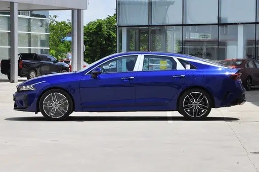 KIA K5 380GT línea buque insignia 2.0t cilindrada gasolina 5 asientos sedán con techo solar panorámico