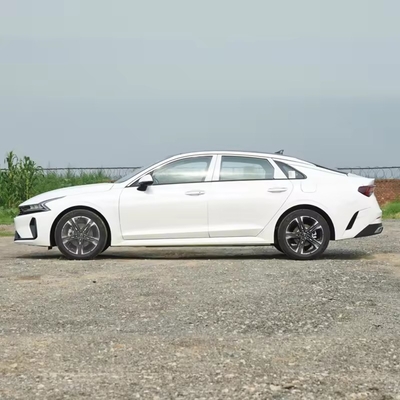 KIA K5 380GT línea de buque insignia 2.0t cilindrada gasolina 5 asientos sedán sedán