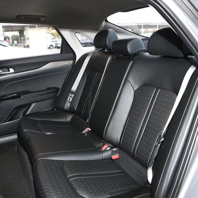 KIA K5 380GT línea de buque insignia 2.0t cilindrada gasolina 5 asientos sedán sedán