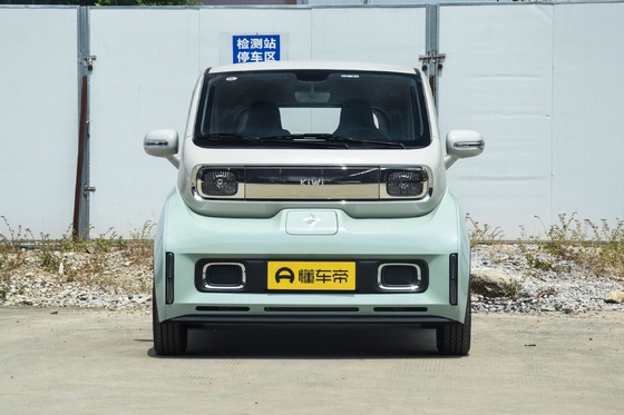 Baojun Kiwi Ev 2023 Automóvil eléctrico de cuatro ruedas motorizado para adultos Mini vehículo de 4 asientos