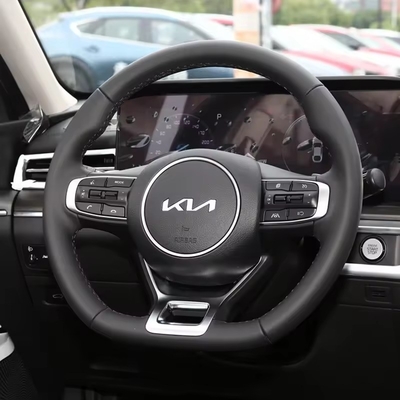 KIA K5 380GT línea de buque insignia 2.0t cilindrada gasolina 5 asientos sedán sedán