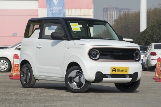 200 km de alcance de crucero eléctrico puro km Geely Panda Mini Car eléctrico potencia máxima kw 40