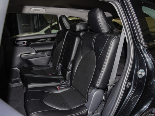 Toyota Crown Kluger 2.5l Hev Coches híbridos de tracción total con velocidad máxima de 180km/h