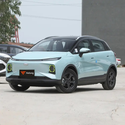 Geometría E 2022 401KM Linglong Tiger 4 asientos Pequeño SUV eléctrico con adulto blanco