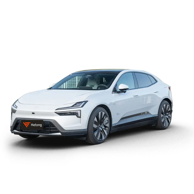 Desata el poder del eléctrico puro con el Polestar 4 Pro Plus con un alcance de crucero de 612 km