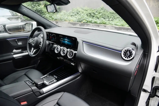 4880*2032*1679mm Auto eléctrico para adultos Ben-z Eqe 350 Cuatro puertas Sedan de cinco asientos