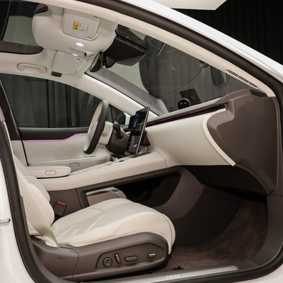 Vehículo eléctrico de alta velocidad Nio ET7 Weilai Ev Car 675KM Rango 5 asientos 5101 * 1987 * 1509