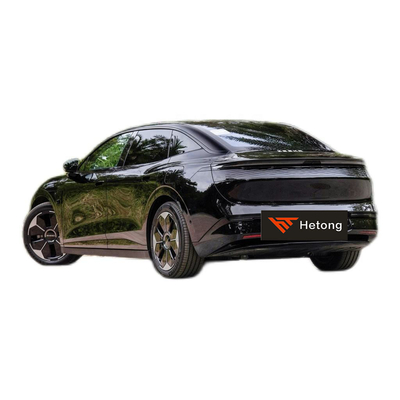 Zeekr 007 4WD de alta velocidad 4 puertas 5 asientos coche con 870 km de alcance y 400 kW de potencia máxima